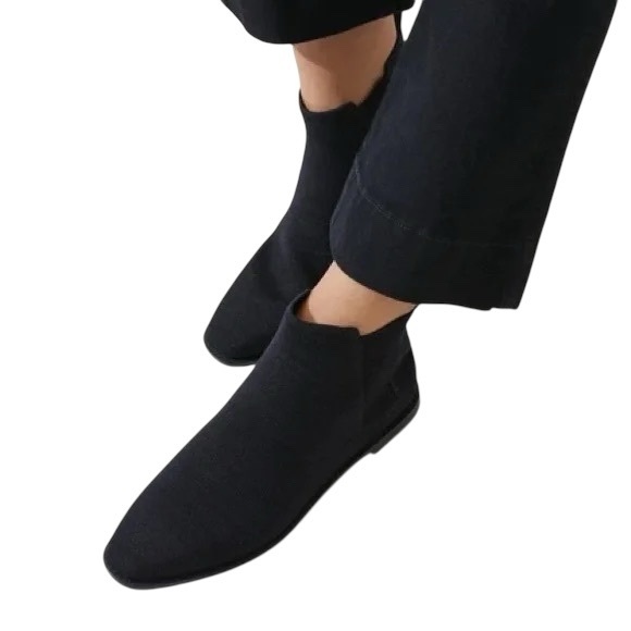 ROTHY’S The Merino Wool Glove Chelsea Ankle Boot in Onyx Black - Picture 2 of 13